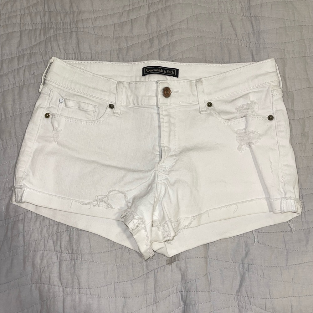 Abercrombie & Fitch White denim shorts Size 27